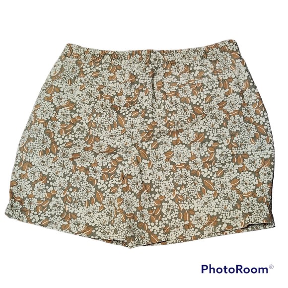 Lands’ In Woman’s Casual Floral Pull-On Plus Size Shorts Size 16 - Picture 5 of 5
